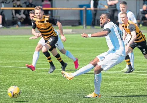  ??  ?? ON THE SPOT: Raith Rovers’ Gozie Ugwu strokes home the penalty equaliser for the visitors in the victory at Alloa.