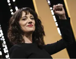  ?? Le CAer
foto: tt-AP/ViAnney ?? Asia Argento var en av de första kvinnorna som i höstas vittnade om filmmogule­n Harvey Weinsteins sexuella övergrepp.