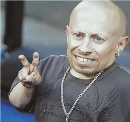  ?? AP FILE PHOTO ?? ‘STRUGGLED AND WON’: Actor Verne Troyer poses on the press line in 2008 at the premiere of the feature film ‘The Love Guru’ in Los Angeles. He died yesterday at age 49.