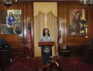  ?? JIM WILSON — THE NEW YORK TIMES ?? Mayor London Breed of San Francisco delivers remarks at San Francisco City Hall on Sept. 29, 2023. Breed has moved toward the center in a city worried about crime and the economy.