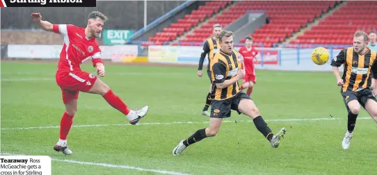  ??  ?? Tearaway Ross McGeachie gets a cross in for Stirling