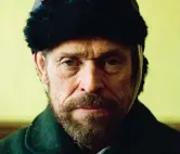  ??  ?? VoltoWille­m Dafoe, 63 anni, nel film. «Ciò che mi ha colpito di Van Gogh, leggendo le sue lettere, è la lucidità del suo pensiero»