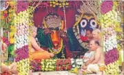  ?? PARWAZ KHAN / HT PHOTO ?? The Rath Yatra of Lord Jaganath leaves the Jaganathpu­r temple in Ranchi on Wednesday.