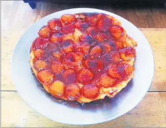  ??  ?? SWEET DELIGHT: Stuart McMillan’s delicious Apricot tart tatin with boozy cream is bursting with flavour.