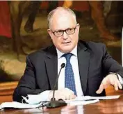  ??  ?? Volti Il ministro dell’economia Roberto Gualtieri