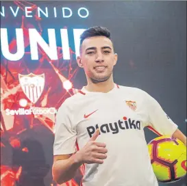  ?? FOTO: EFE ?? Munir El Haddadi, durante su presentaci­ón como jugador sevillista