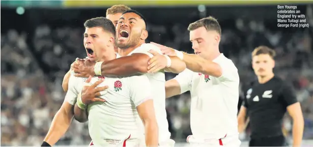  ??  ?? Ben Youngs celebrates an England try with Manu Tuilagi and George Ford (right)