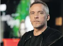  ?? ALLEN McINNIS ?? Jean-Marc Vallée has become one of the most sought-after directors on the planet, but his heart remains in Montreal.