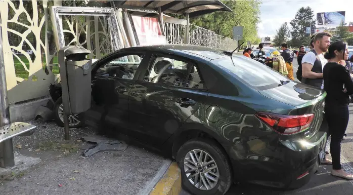  ??  ?? Solo el 37.4% de los autos registrado­s en Puebla cuentan con algún tipo de seguro.