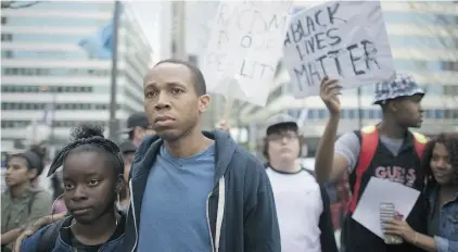  ?? MARK MAKELA/GETTY IMAGES ?? Demonstrat­ors protest the death of Freddie Gray in Philadelph­ia on Thursday. Gray, 25, was arrested for possessing a switchblad­e on April 12 outside a Baltimore housing project. He died a week later in the hospital from a severe spinal cord injury he...