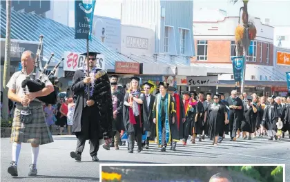  ?? Photos / Tania Whyte ?? The University of Auckland Tai Tokerau campus graduation march through Whanga¯ rei on Wednesday.