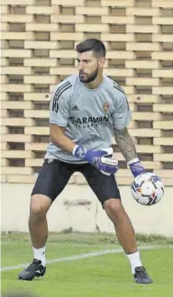  ?? ÁNGEL DE CASTRO ?? Ratón, durante un entrenamie­nto con el Zaragoza.