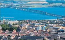  ??  ?? The Tay Bridge from Dundee Law