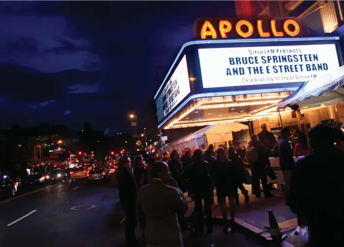  ??  ?? THE EXTERIOR of the famed Apollo Theater in Harlem is seen before Bruce Springstee­n and the E Street Band took the stage in 2012.