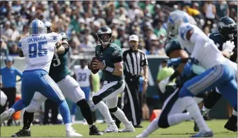  ?? MICHAEL PEREZ — THE ASSOCIATED PRESS ?? The loss that Carson Wentz and the Eagles suffered in Week 3to the Lions, led by Bill Belichick protege Matt Patricia, has held valuable lessons this week as they prepare for a visit from the Patriots.