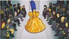  ?? ?? Fotograma del último fashion film de Balenciaga, donde Marge Simpson desfila con un diseño de la marca.