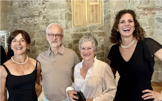 Alta Cumedia, une troupe rurale qui ose à Sainte-Lucie-de-Tallano ...