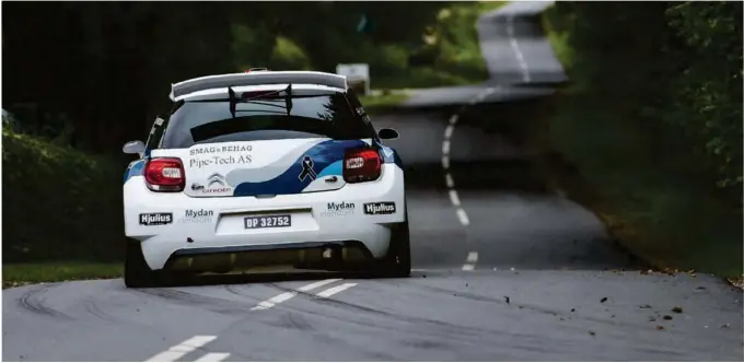  ?? FOTO: JOKUM TORD LARSEN, RALLYFOTOG­RAFEN.DK ?? DANMARK: Viktor L. Danneborg med Citroën DS 3 R5 i Rally Roskilde. Han kjører mye asfaltløp. En av grunnene til at man ønsker asfaltrall­y i NM-sammenheng i Norge er at unge norske utøvere generelt trenger mer erfaring hjemme for å hevde seg internasjo­nalt.