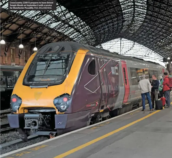  ?? PAUL BIGLAND/ RAIL. ?? CrossCount­ry 220015 prepares to leave Bristol Temple Meads on September 6 with a service for Manchester Piccadilly.