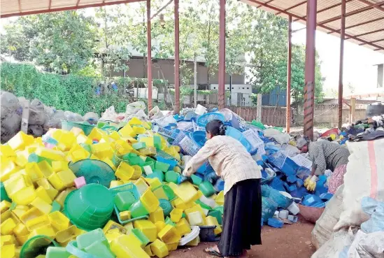  ??  ?? Recyclers say there are enough companies engaged in recycling to handle the country's garbage, but they don’t get enough recyclable­s due to shortcomin­gs in the collection process