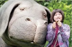  ??  ?? Okja fue una de las películas que estrenó el año pasado en Cannes.