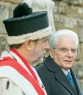 ??  ?? Il Presidente della Repubblica, Sergio Mattarella, col Rettore Dei, accanto la cerimonia nel Salone