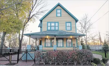  ?? JASON MILLER THE ASSOCIATED PRESS ?? The exterior of A Christmas Story House and Museum in Cleveland, Ohio.