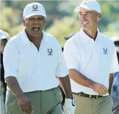  ?? DAVID CANNON / GETTY IMAGES ?? Lee Trevino, left, said he is “never in favour” of developing golf courses into homes.