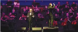  ?? (Guy Pribus). ?? JOSE CARRERAS sings alongside the Jerusalem Symphony Orchestra in Ashdod on Wednesday.