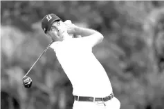  ??  ?? Matt Kuchar of the United States plays his shot from the 16th tee during the final round of the Sony Open In Hawaii at Waialae Country Club on January 13, 2019 in Honolulu, Hawaii. - AFP photo