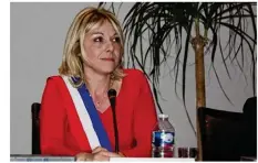  ??  ?? Florence Portelli le jour de son élection comme maire de Taverny en avril 2014.