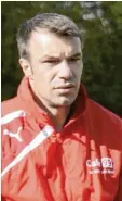  ?? Foto: Radloff ?? Er bleibt Trainer beim SV Türkgücü Kö nigsbrunn: Ajet Abazi.