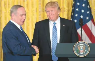  ?? SAUL LOEB AGENCE FRANCE-PRESSE ?? Le premier ministre israélien Benjamin Nétanyahou est arrivé mercredi en milieu de journée à la Maison-Blanche pour rencontrer le président américain Donald Trump.