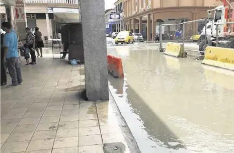  ??  ?? »La ciudad de Colón aspira a ser un punto comercial importante, como lo fue en épocas pasadas.