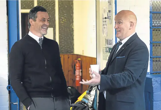  ??  ?? Jack Ross (left) is listed as the bookies’ favourite to take the hotseat at Dens, with names like former Dark Blues boss Jim Duffy also being touted.