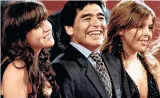  ?? /ARCHIVO. ?? Jana y Gianinna Maradona, de 24 y 31 años, respectiva­mente, comparecie­ron ayer ante la justicia argentina.