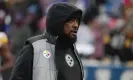  ?? ?? Mike Tomlin lacks a standout quarterbac­k. Photograph: Kirby Lee/USA Today Sports