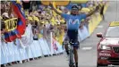  ??  ?? El ciclista colombiano, Nairo Quintana en el Tour de Francia de 2019.