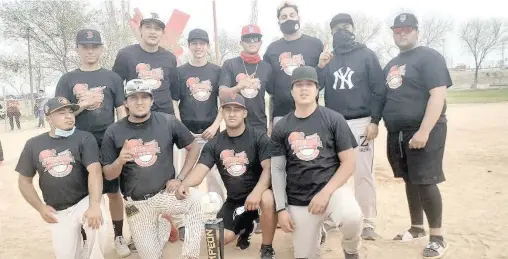  ?? / CORTESÍA / EL HERALDO DE JUÁREZ ?? Los campeones del Estatal Sub-22.