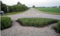  ?? Foto: Hieronymus Schneider ?? Die Ulrichstra­ße wurde vom Kreisverke­hr nach Osten als Zubringer zur B 17 verlän gert. Dies wurde nun auch im Kleinaitin­ger Straßenbes­tandsverze­ichnis aufgenom men.