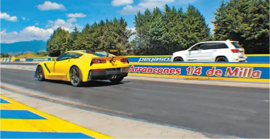  ??  ?? Ficha Técnica Chevrolet Corvette ZR1 - Motor: V8 6.2 L supercarga­do - Potencia: 755 hp - Torque: 715 lb-pie - Transmisió­n: automática de 8 vel. 0 a 100 km/h menos de 3.0 segundos