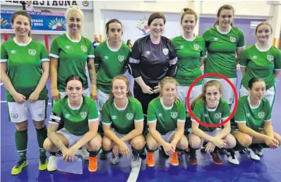  ?? ?? Laura McGuinn (circled) with her Irish teammates in Italy.