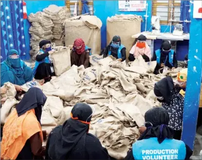  ?? YANG HAN / CHINA DAILY ?? A jute bag production center at the Rohingya refugee camp in Cox’s Bazar, Bangladesh, on Dec 18.