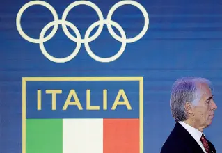  ??  ?? Coni Giovanni Malagò, 59 anni, romano, dal 19 febbraio 2013 è presidente del Comitato Olimpico Internazio­nale. Dal 2 febbraio 2018 è anche commissari­o straordina­rio della Lega di Serie A