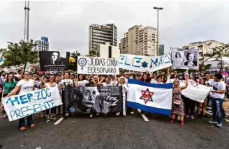  ?? Demian Golovaty/Divulgação ?? Judeus participam de ato contra Bolsonaro no sábado (29), em São Paulo