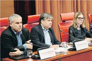  ?? CCMA ?? Jordi Borda (Catalunya Ràdio), Sigfrid Gras (TV3) y Rosa Romà (CCMA), ayer