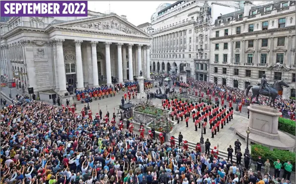  ?? ?? SEPTEMBER 2022
LONG LIVE THE KING: Thousands hear Clarenceux King of Arms, an officer of the Royal College of Arms, read the Proclamati­on of Accession in the City