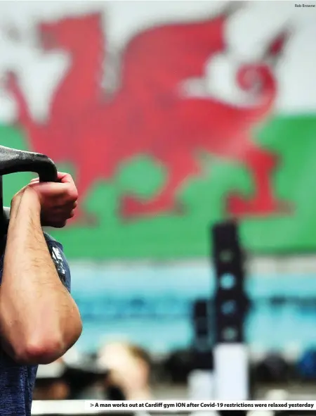  ?? Rob Browne ?? > A man works out at Cardiff gym ION after Covid-19 restrictio­ns were relaxed yesterday