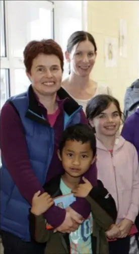  ??  ?? Local families visiting the FCJ Bunclody open evening