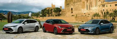  ?? Fotos: Toyota ?? Comeback hoch drei: Den neuen Toyota Corolla gibt es als Kombi, Fünftürer oder Limousine.